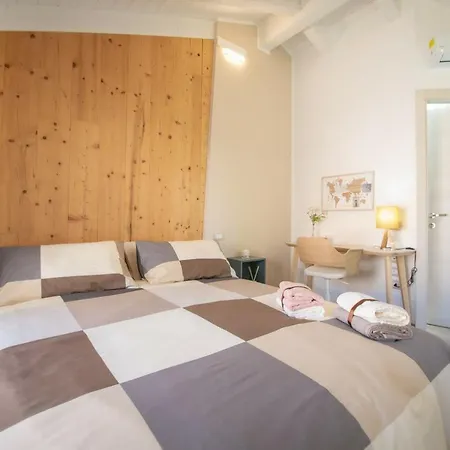 Oda ve Kahvaltı Le Casette 4*